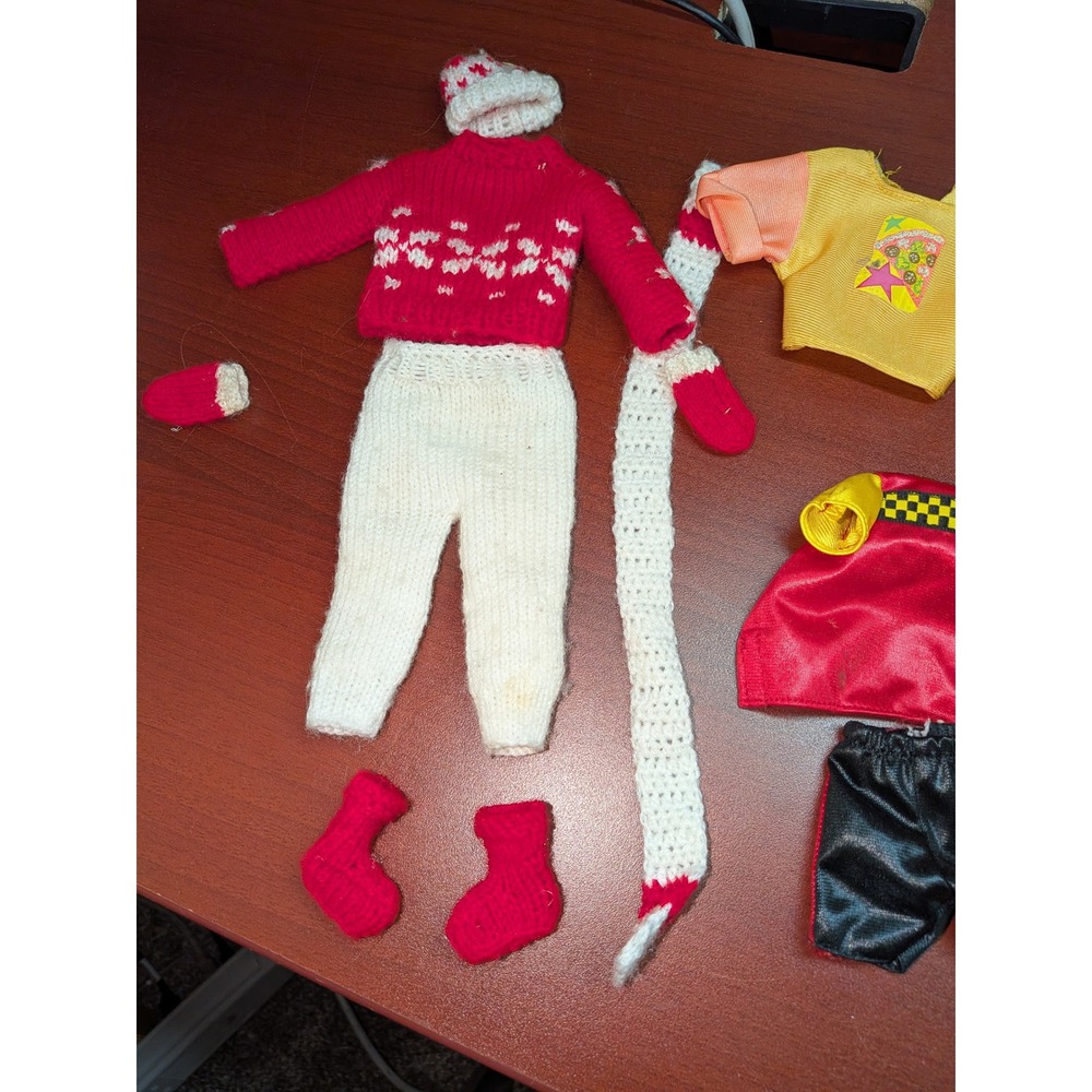 Vintage Ken Doll Clothes Lot 80s 90s Winter Knit Summer Floral Neon Outfits 21pc - Picture 4 of 4